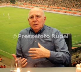 14.12.23 VfB Stuttgart Sebastian und Dieter Hoene&szlig;