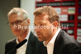 VfB Stuttgart PK Vorstellung Trainer Weinzierl