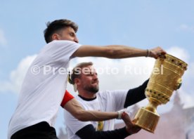 25.05.25 VfB Stuttgart Feier und Autokorso DFB-Pokal Sieg Stuttgart Schlossplatz