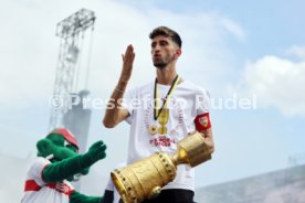 25.05.25 VfB Stuttgart Feier und Autokorso DFB-Pokal Sieg Stuttgart Schlossplatz