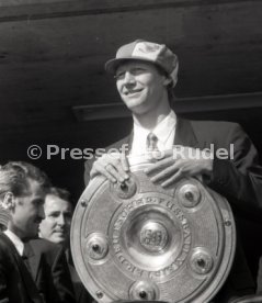 17.05.1992 VfB Stuttgart Meisterschaft Empfang im Stadion