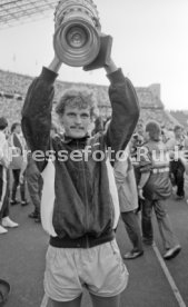 03.05.86 DFB-Pokal Finale FC Bayern M&uuml;nchen - VfB Stuttgart