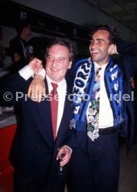 16.05.1992 VfB Stuttgart Meisterschaft Empfang Flughafen
