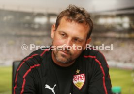 VFB Stuttgart Trainer Markus Weinzierl