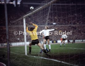 17.11.76 Deutschland - Tschechoslowakei