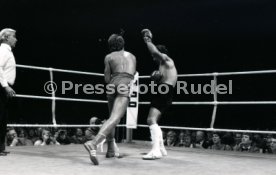 02.12.83 Boxen Rene Weller