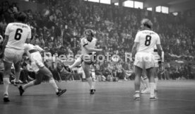 23.02.83 Fussball Prominentenspiel