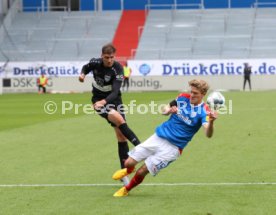 Fu&szlig;ball  2.Bundesliga Holstein Kiel vs. VfB Stuttgart