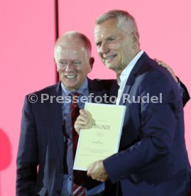 Sonderaustellung 125 Jahre VfB Stuttgart Mercedes-Benz Museum Feierstunde