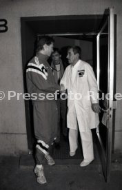 22.01.94 Pressekonferenz Oliver M&ouml;ller Hamburger SV nach Attenat in Stuttgart