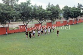 01.06.86 DFB Training Galindo