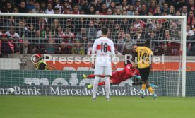 VfB Stuttgart - SG Dynamo Dresden