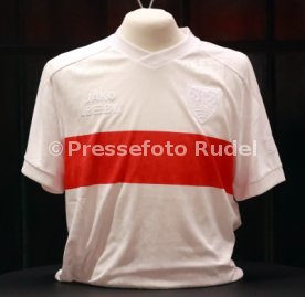 27.08.25 VfB Stuttgart Dunkelroter Tisch Spezial