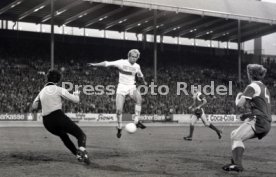 VfB Stuttgart - SSV Jahn Regensburg