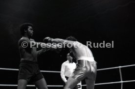 02.12.83 Boxen Rene Weller