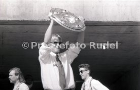 17.05.1992 VfB Stuttgart Meisterschaft Empfang im Stadion