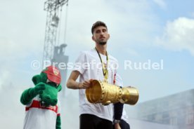 25.05.25 VfB Stuttgart Feier und Autokorso DFB-Pokal Sieg Stuttgart Schlossplatz
