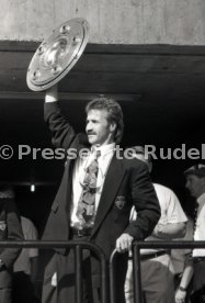 17.05.1992 VfB Stuttgart Meisterschaft Empfang im Stadion