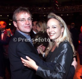 VfB Stuttgart Herbstball 1999 li. Ralf Rangnick re. Gaby Rangnick Foto Rudel