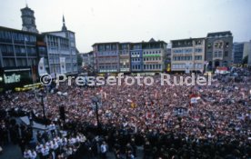 26.05.1984 VfB Stuttgart Meisterschaft 1984 Empfang Rathaus