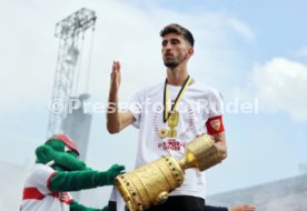 25.05.25 VfB Stuttgart Feier und Autokorso DFB-Pokal Sieg Stuttgart Schlossplatz