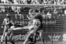 23.04.88 VfB Stuttgart - Bayer 05 Uerdingen