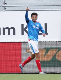 Fu&szlig;ball  2.Bundesliga Holstein Kiel vs. VfB Stuttgart