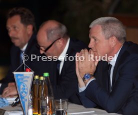 Stuttgarter Kickers Mitgliederversammlung