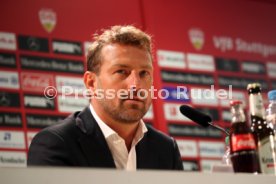 VfB Stuttgart PK Vorstellung Trainer Weinzierl