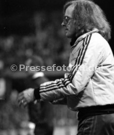 17.03.82 Xamax Neuchatel - Hamburger SV