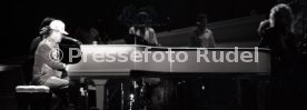 15.05.84 Elton John