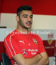 VfB Stuttgart Ozan Kabak