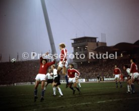 17.11.76 Deutschland - Tschechoslowakei