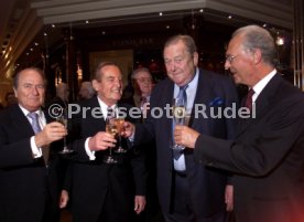 03.03.03 Mayer-Vorfelder 70. Geburtstag