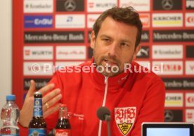 VfB Stuttgart Pressekonferenz Markus Weinzierl