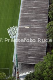 Stuttgarter Kickers Gazi Stadion Trib&uuml;ne Dach