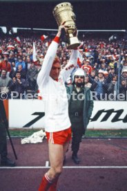 01.05.82 DFB-Pokal Finale 1982 FC Bayern M&uuml;nchen - 1. FC N&uuml;rnberg