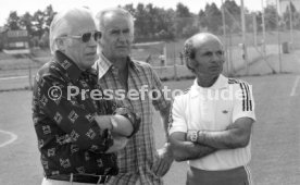14.07.75 FC Bayern M&uuml;nchen Fototermin 1975/1976