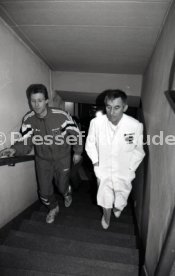 22.01.94 Pressekonferenz Oliver M&ouml;ller Hamburger SV nach Attenat in Stuttgart