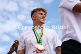 25.05.25 VfB Stuttgart Feier und Autokorso DFB-Pokal Sieg Stuttgart Schlossplatz