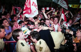 16.05.1992 VfB Stuttgart Meisterschaft Empfang Flughafen