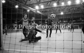 18.01.87 Stuttgarter Kickers Training Schleyer-Halle