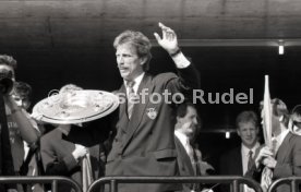 17.05.1992 VfB Stuttgart Meisterschaft Empfang im Stadion