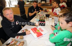 VfB Stuttgart Fritzle Club Autogrammstunde