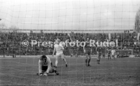 03.01.76 VfB Stuttgart - FC Bayern M&uuml;nchen