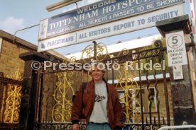 01.08.94 Tottenham Hotspurs J&uuml;rgen Klinsmann