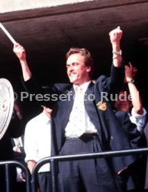 17.05.1992 VfB Stuttgart Meisterschaft Empfang im Stadion