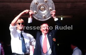 17.05.1992 VfB Stuttgart Meisterschaft Empfang im Stadion