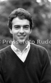 24.10.80 VfB Stuttgart Hansi M&uuml;ller Brille