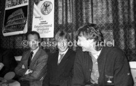 10.04.90 DFB Pressekonferenz